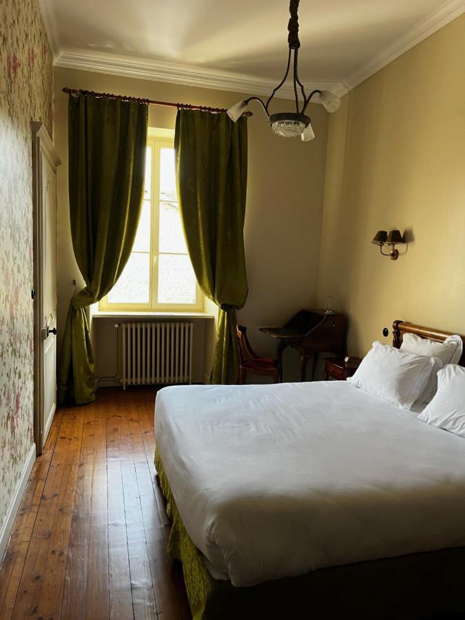 Hotel Restaurant Chez Gervais Quingey 외부 사진