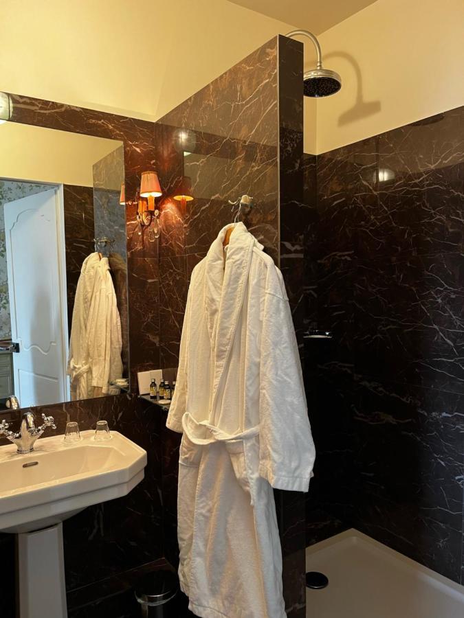 Hotel Restaurant Chez Gervais Quingey 외부 사진